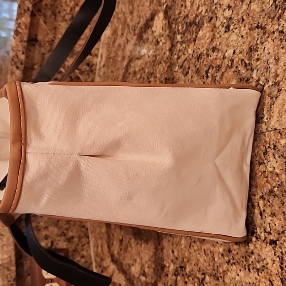 Santa Barbara Design Studio Weekend Vibes Tote - Picture 6 of 11